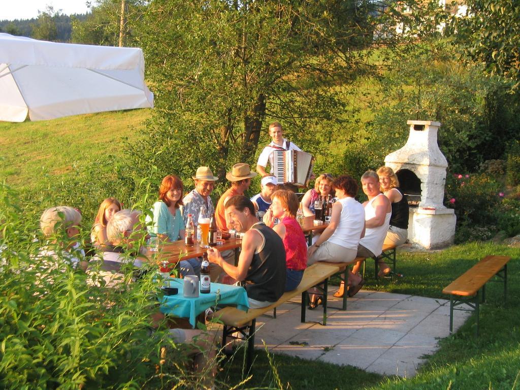 Wellness Ferienwohnungen Zellertalblick Drachselsried Exterior foto