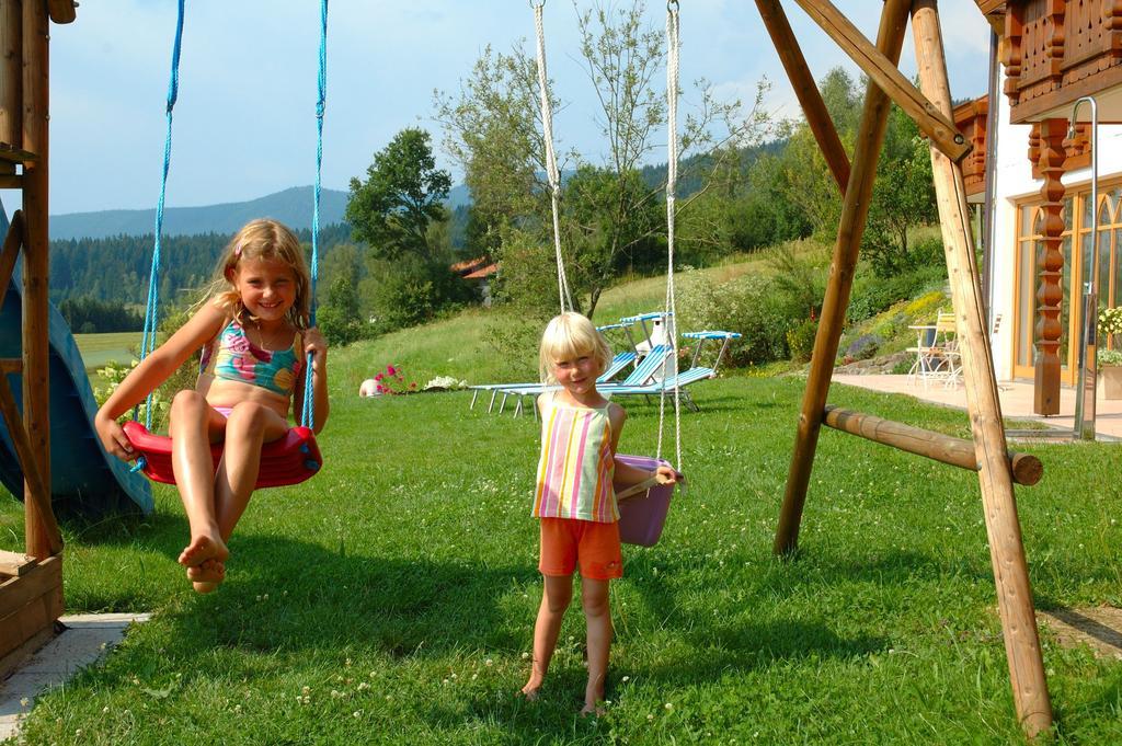 Wellness Ferienwohnungen Zellertalblick Drachselsried Exterior foto